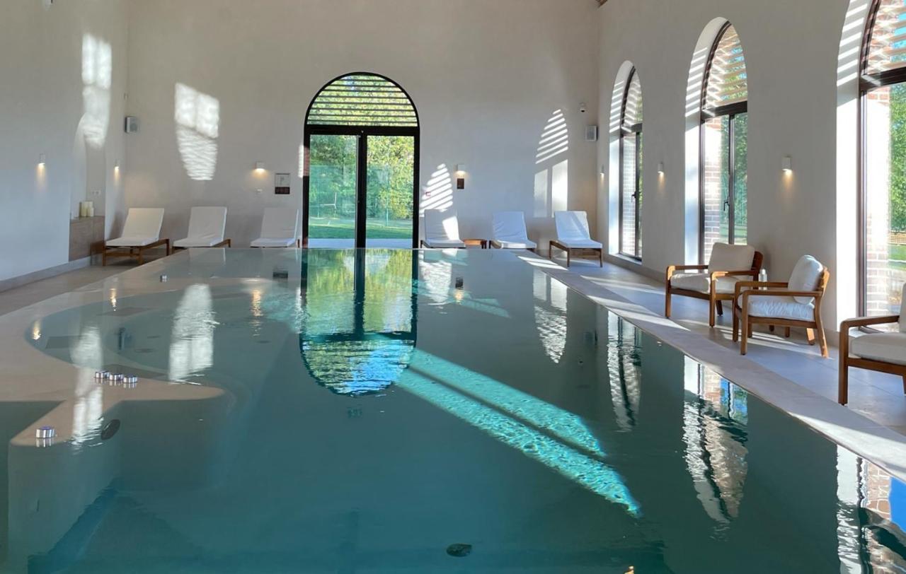 Domaine Du Roncemay - Hotel, Restaurants, Spa & Golf Aillant-sur-Tholon Exterior foto