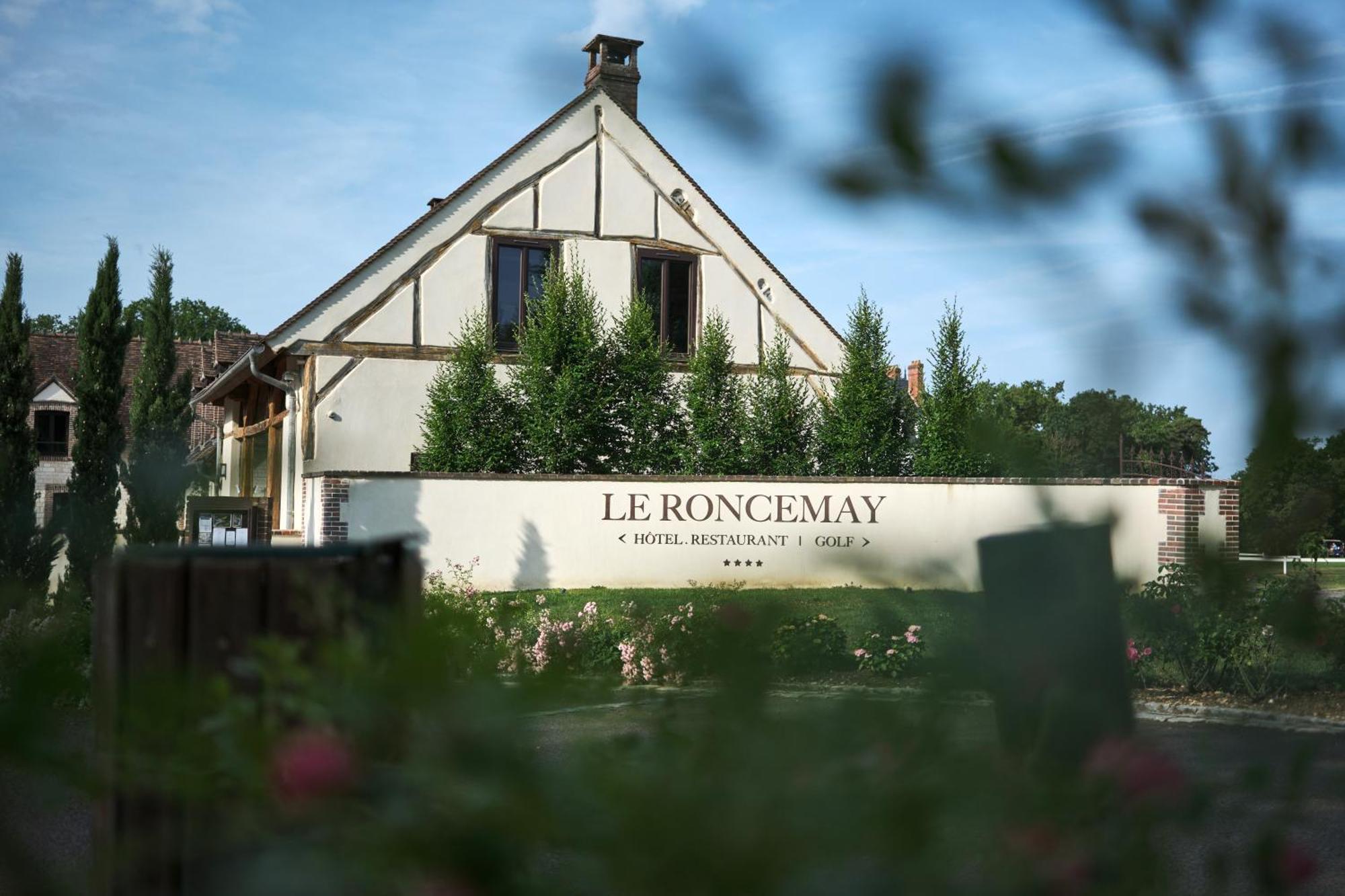 Domaine Du Roncemay - Hotel, Restaurants, Spa & Golf Aillant-sur-Tholon Exterior foto